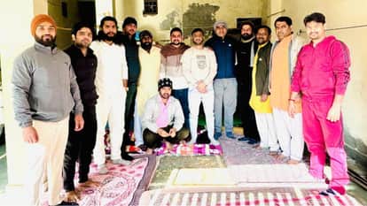 Punya Smriti program organized in memory of litterateur Acharya Rajkishore in Noida