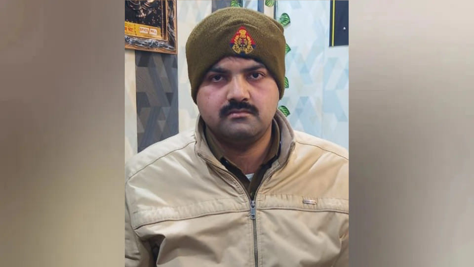Anti-corruption team caught the police inspector taking a bribe of Rs 50,000.