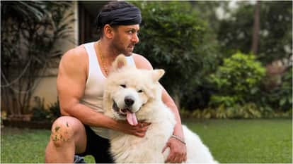 Battle Of Galwan star Salman Khan Flaunts his Fitness in recent photos Netizens Reacts On actor transformation