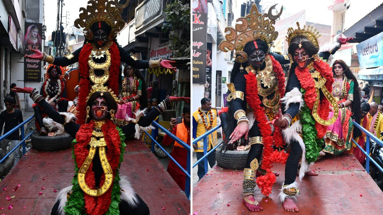 Ramanandacharya birth anniversary two-kilometer-long procession Dandiya Raas dance with band playing