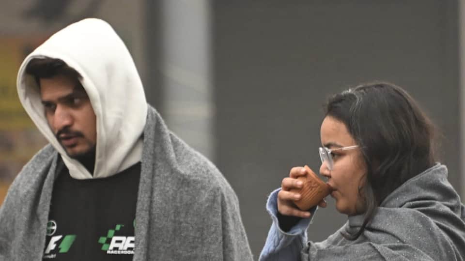 Fog in Chandigarh Bathinda is coldest city in Punjab weather news see video