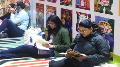 World Book Fair: The Army corner is a hit with young people.