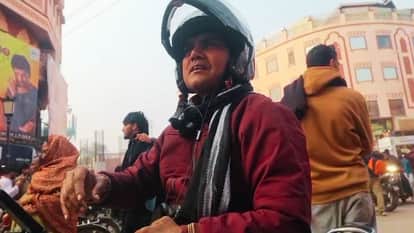 Devotees charged Rs. 200 for Sankat Mochan temple and Rs. 100 for ride to Kaal Bhairav temple in Varanasi