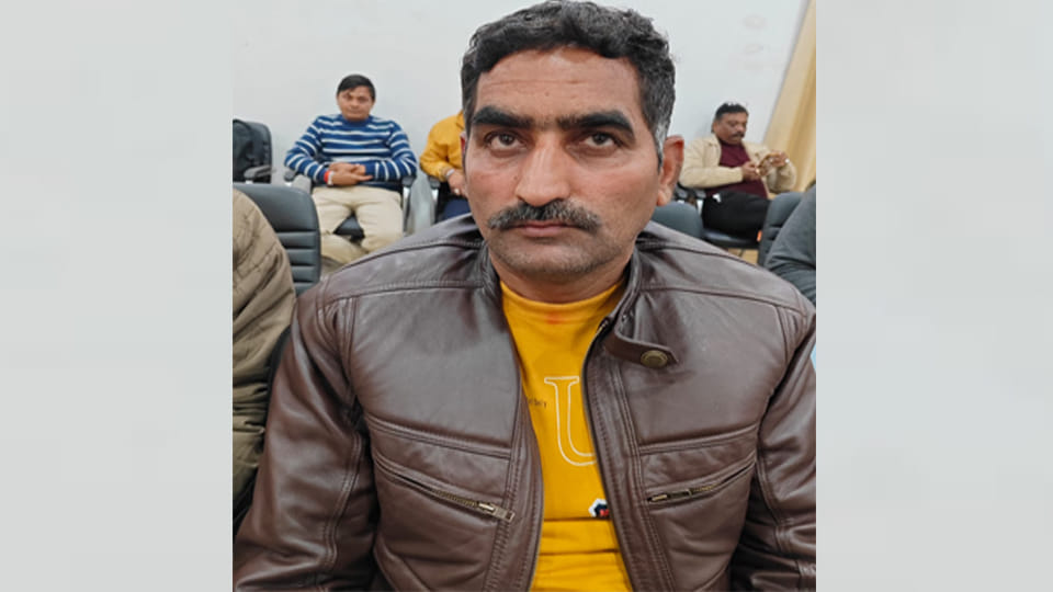 Kanpur: GRP Outpost In-Charge Arrested for Taking a Bribe of Five Thousand Rupees