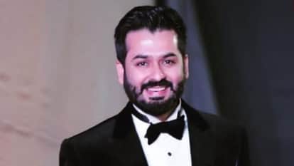 arjun rampal to sara arjun and yami gautam shower love on dhurandhar fame director aditya dhar birthday