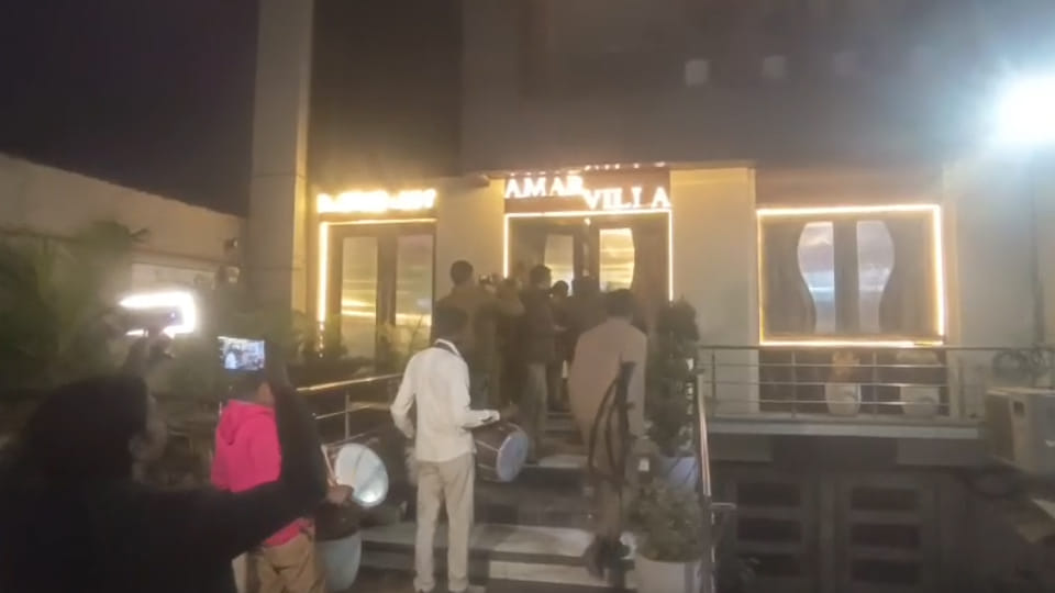 Kanpur: Attachment notices posted at the house, school, and hotel of Akhilesh Dubey's associate, Vimal