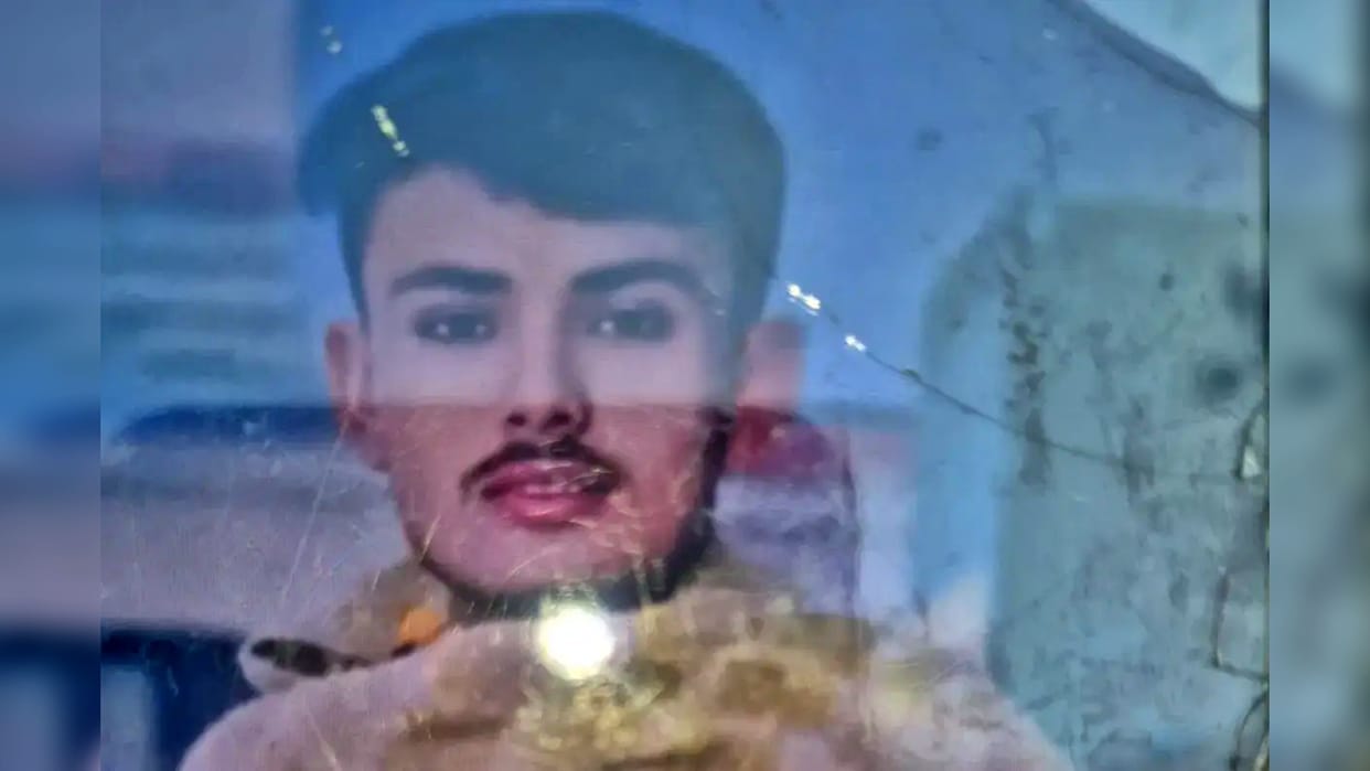 Bihar Crime: Young man stabbed to death in broad daylight in Patna City, one seriously injured; panic in area
