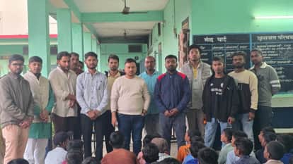 BJYM inspired youth of Balod hostel with thoughts of Vivekananda On National Youth Day