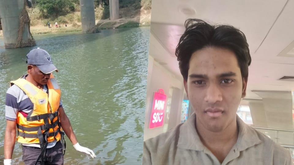 Ansh's body was found four days later; he was upset because his JEE exam hadn't gone well
