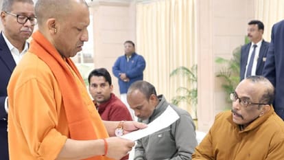 Janata Darshan: CM Yogi says illegal encroachment will not be tolerated... action against land mafia will cont