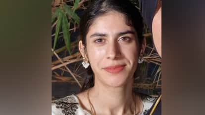 Husband kill his NRI wife in Hotel in Amritsar crime news