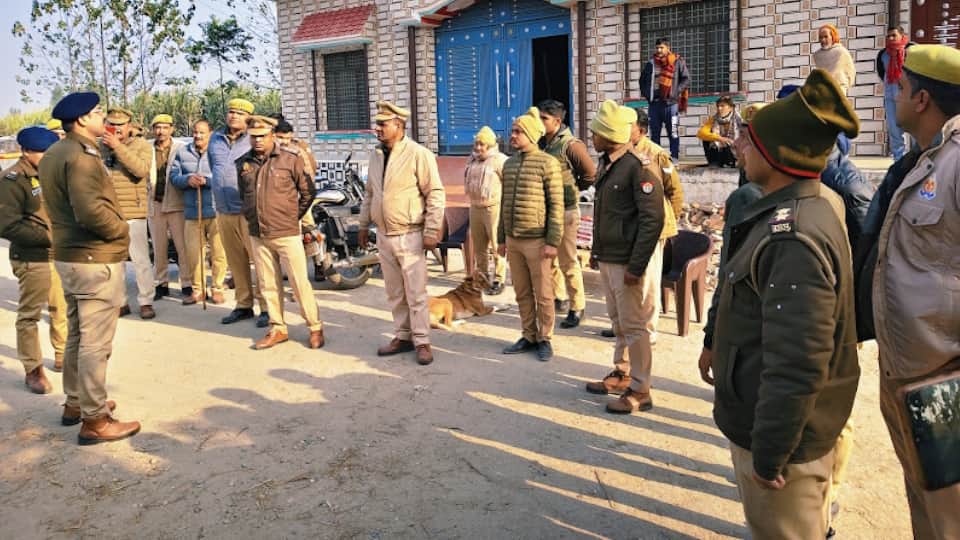 Meerut Murder Kidnapping Case Undeclared curfew neighbors under house arrest every corner under surveillance