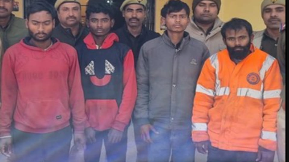 Banda: Four Thieves Arrested, Goods Worth Four Lakhs Recovered
