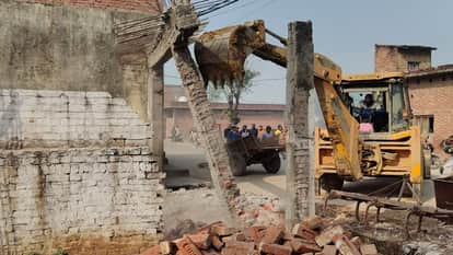 Bulldozer action in Sambhal: Three houses demolished, shop razed; officials arrived after issuing notices