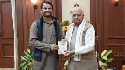 tejaswhi yadav closed mukesh sahni invited by tej prata yadav on makar sankranti 2025 dahi chooda party