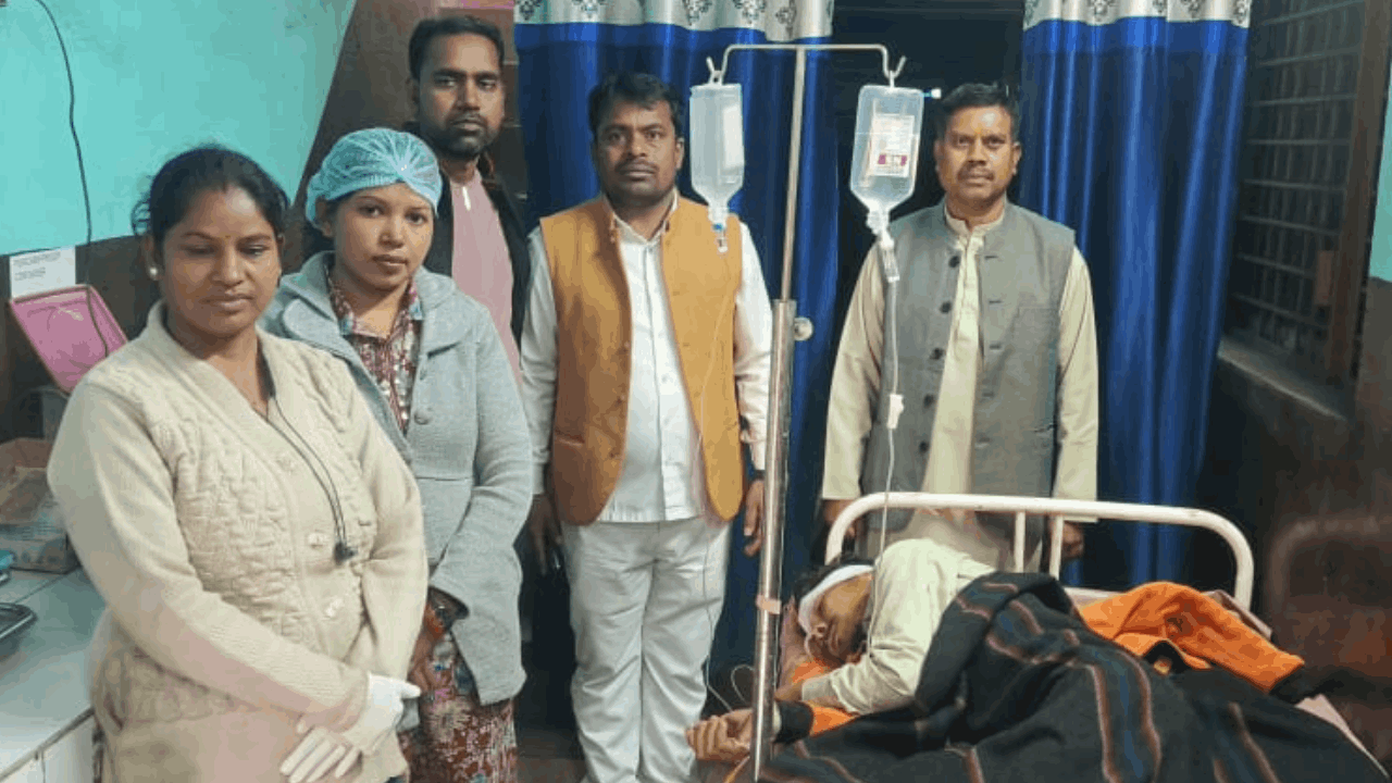 अस्पताल में किसान का इलाज