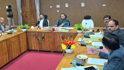 Jhansi: Connection will not be disconnected due to non-payment due to meter fault.