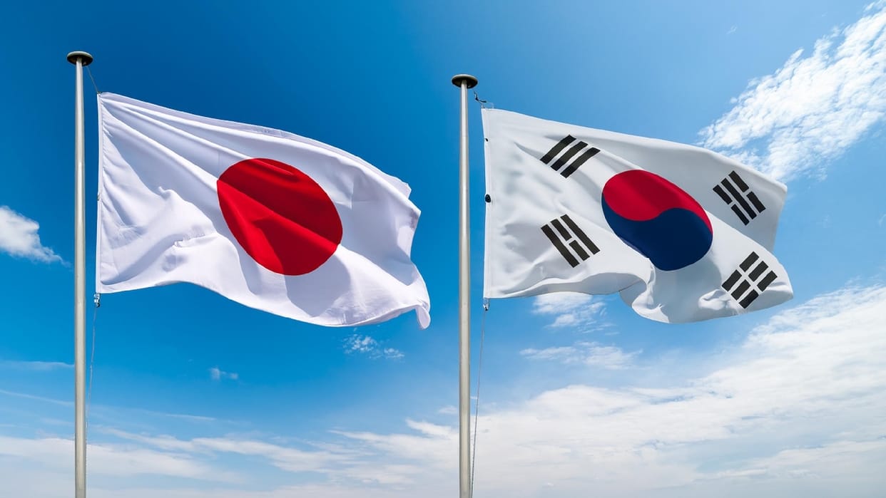 Japan-South Korea summit, Japan Korea to discuss economy, regional challenges, Japan Korea News in Hindi