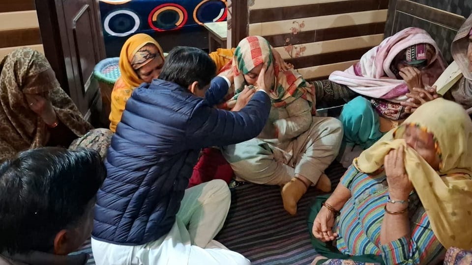 Deepender Hooda met with Sahil mother
