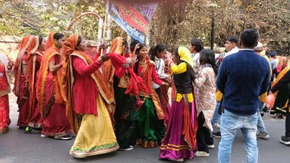 uttarayani mela begins at bareilly club ground