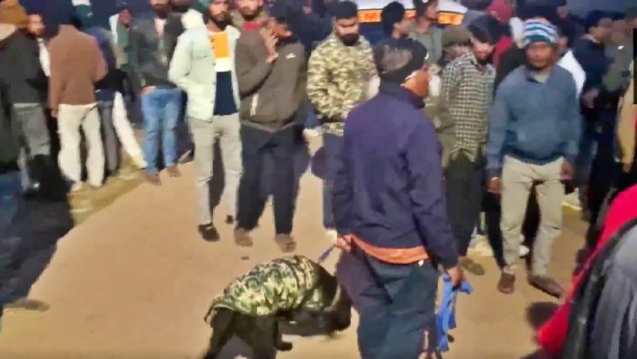 Jharkhand Hazaribagh massive Blast Updates Many people Injured News In Hindi