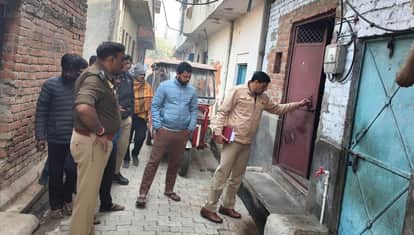 Unnao husband strangled his wife to death while intoxicated then hanged himself argument between the couple