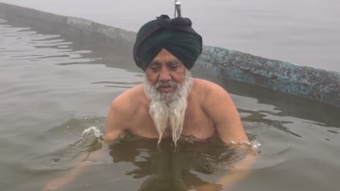 Maghi Mela Muktsar four-degree temperature devotees took dip in holy lake