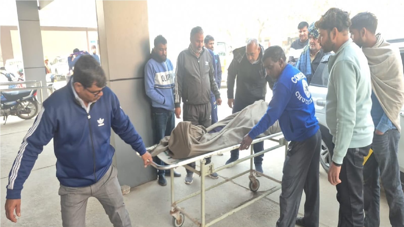 liquor contractor served alcohol, resulting in one death In Jatulu Hari village of Bhiwani