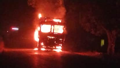 truck caught fire carrying rice from Mirzapur to Raebareli in bhadohi