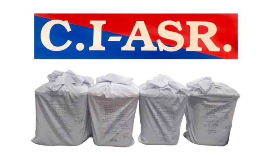 40 किलो हेरोइन पकड़ी।