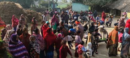 Ambedkarnagar: Thieves targeted five houses, including that of the village head, in the dark of night and stol