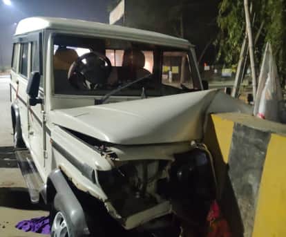 Indore: Another accident on Indore bypass, Bolero collides with divider, 11 passengers injured