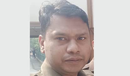 Hardoi constable committed suicide by hanging himself his body was found hanging in his room