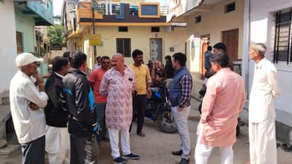 Khargone News: More than 14 people in Mandleshwar fall ill after drinking contaminated water.