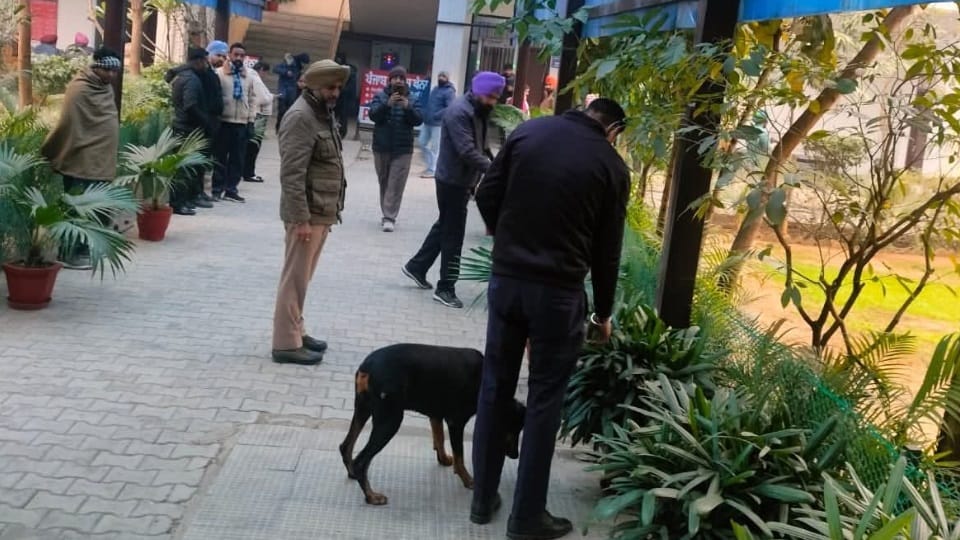 खन्ना कोर्ट परिसर में जांच