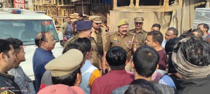 Raebareli: A truck hits a brother and sister on a bike while they were returning after taking a PG exam