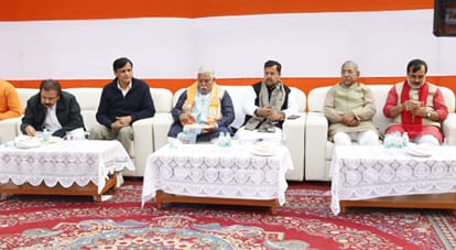 Bihar News: BJP working president Nitin Naveen hosted a Dahi Chura party, attended by CM Nitish Kumar NDA