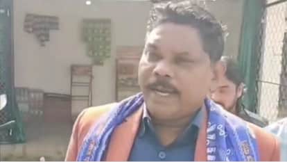 BSP district president Ghanshyam Pradhan video viral of claiming Mayawati birthday 17th in chandauli