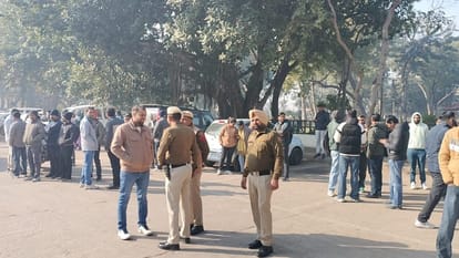 Panic in Fatehabad after threat to blow up mini-secretariat with bomb