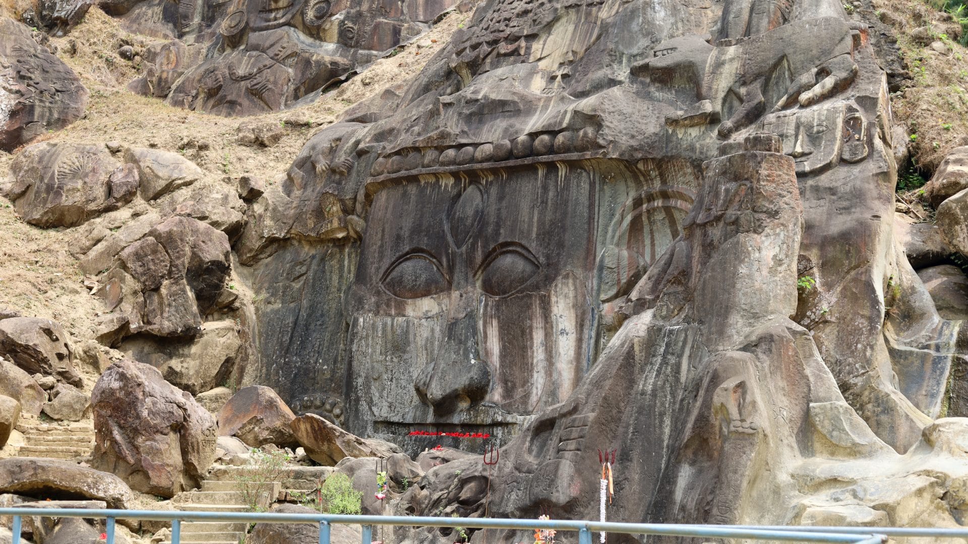 India Most Unique Unakoti Temple: Mystery of 9999999 Idols Interesting Facts in Hindi