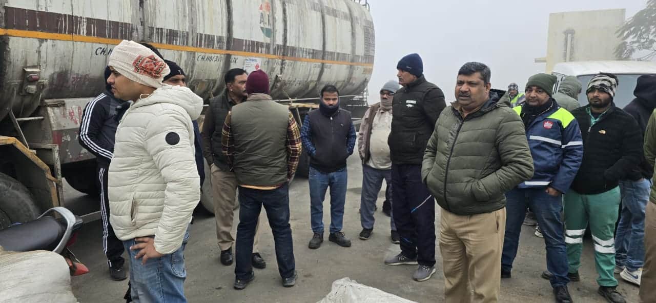 Dead bodies of driver and conductor carrying methanol found in cabin of tanker