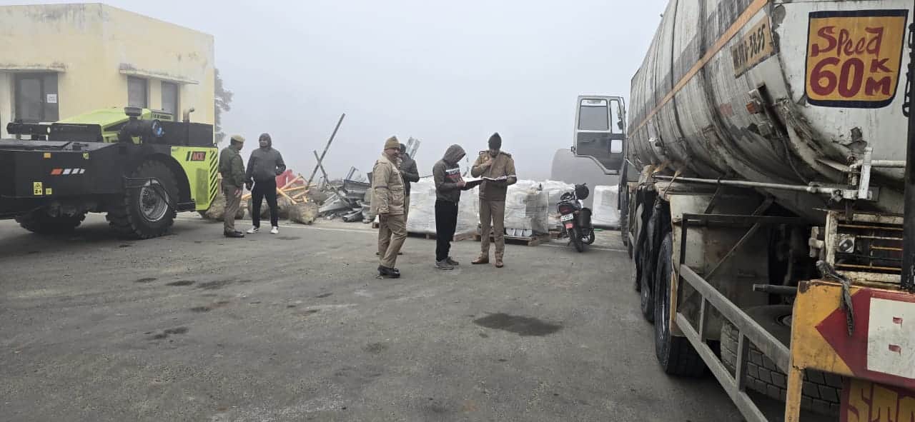 Dead bodies of driver and conductor carrying methanol found in cabin of tanker