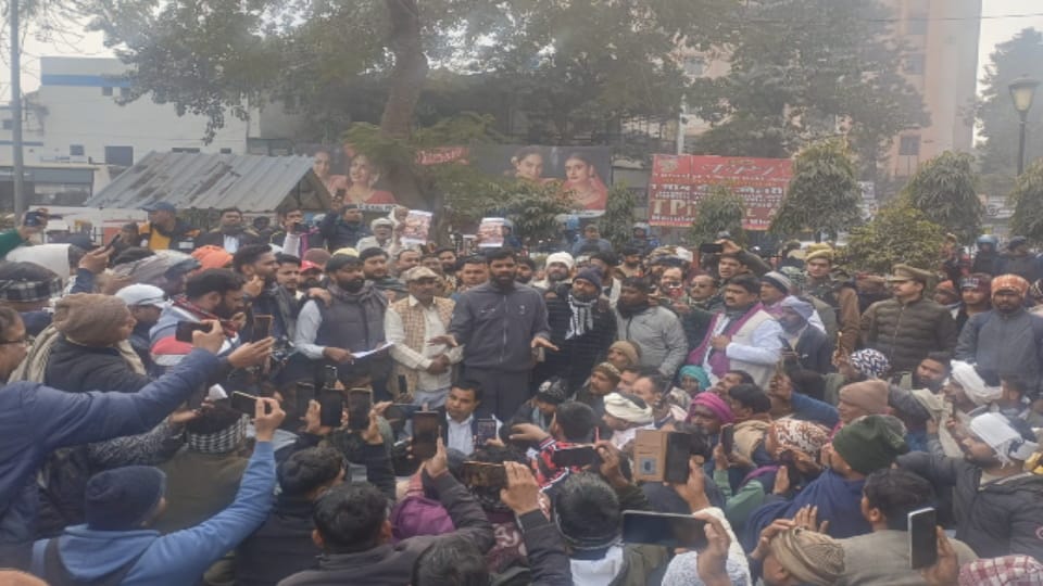 Mahapanchayat Over Sonu Kashyap Murder Case, Massive Protest at Meerut Commissionerate, Delhi–Dehradun Highway