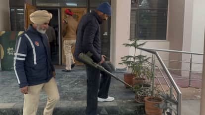 Threats to blow up DC offices in Punjab Panic in Muktsar police evacuate office