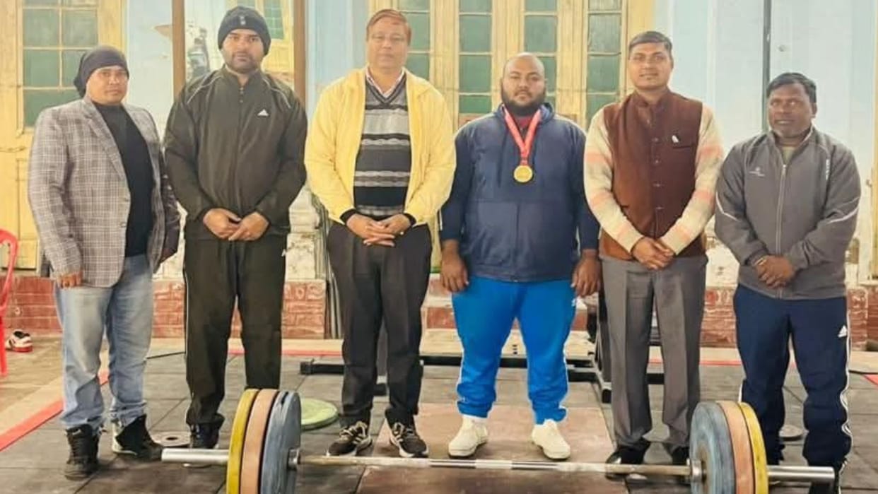Sports Powerlifting Divyanshu Anand of BHU wins two national medals in 37 days in varanasi