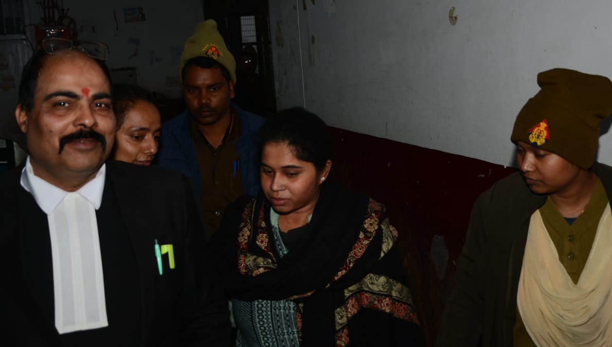 Kanpur Seven year old daughter testifies mother and lover sentenced to life imprisonment for murder