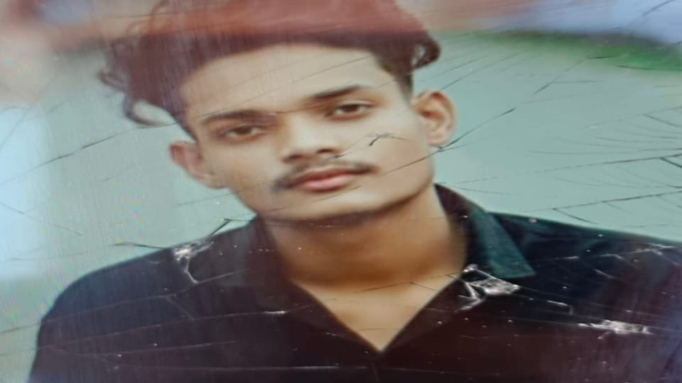 पुलिस की गिरफ्त में आरोपी