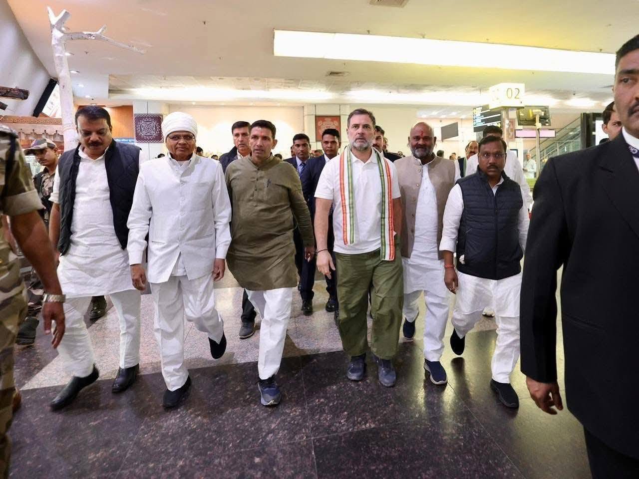 Indore:विधायक फूल सिंह बरैया ने कहा- मैं नहीं समझ पा रहा कि दो साल की बच्ची  में बलात्कार योग्य क्या चीज होगी - Indore: Mla Phool Singh Baraiya Said, "i  Don't Understand