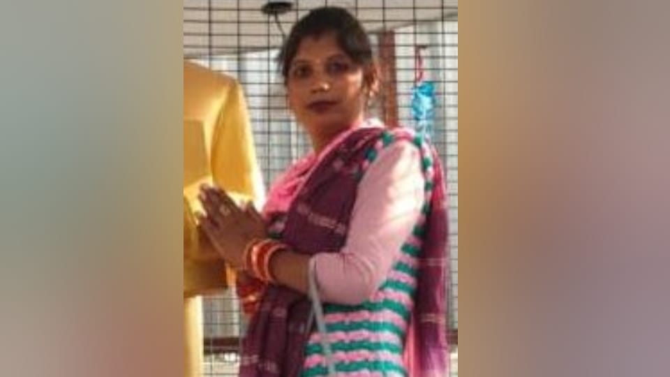 Saharanpur Suicide Tragedy Mother Poisoned Her Daughter and Son Then Died UP News in Hindi