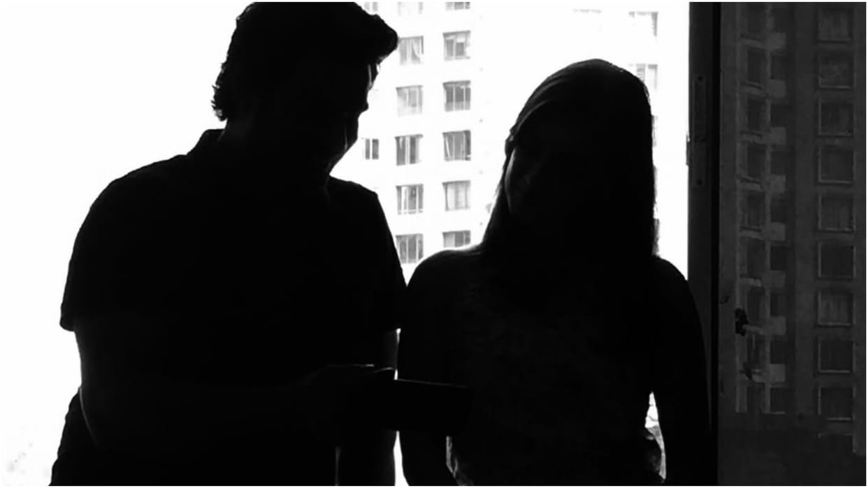 Dia Mirza Follow This Was 2016 Trend Shares Photos With Rehna Hai Tere Dil Mein Co Actor R Madhavan
